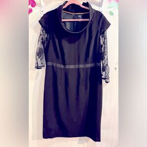 123 Paris Elegant Black Lace Sleeve Dress Sz